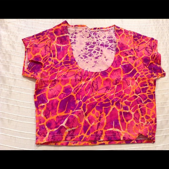 Multicolored Pink Spandex Cap Sleeve Crop Top - Picture 1 of 3